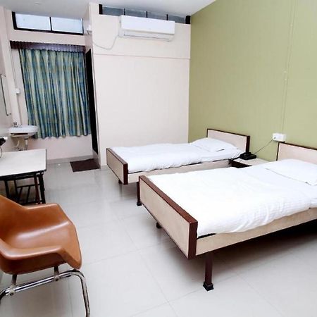 Hotel Gomatgiri 아우랑가바드 외부 사진
